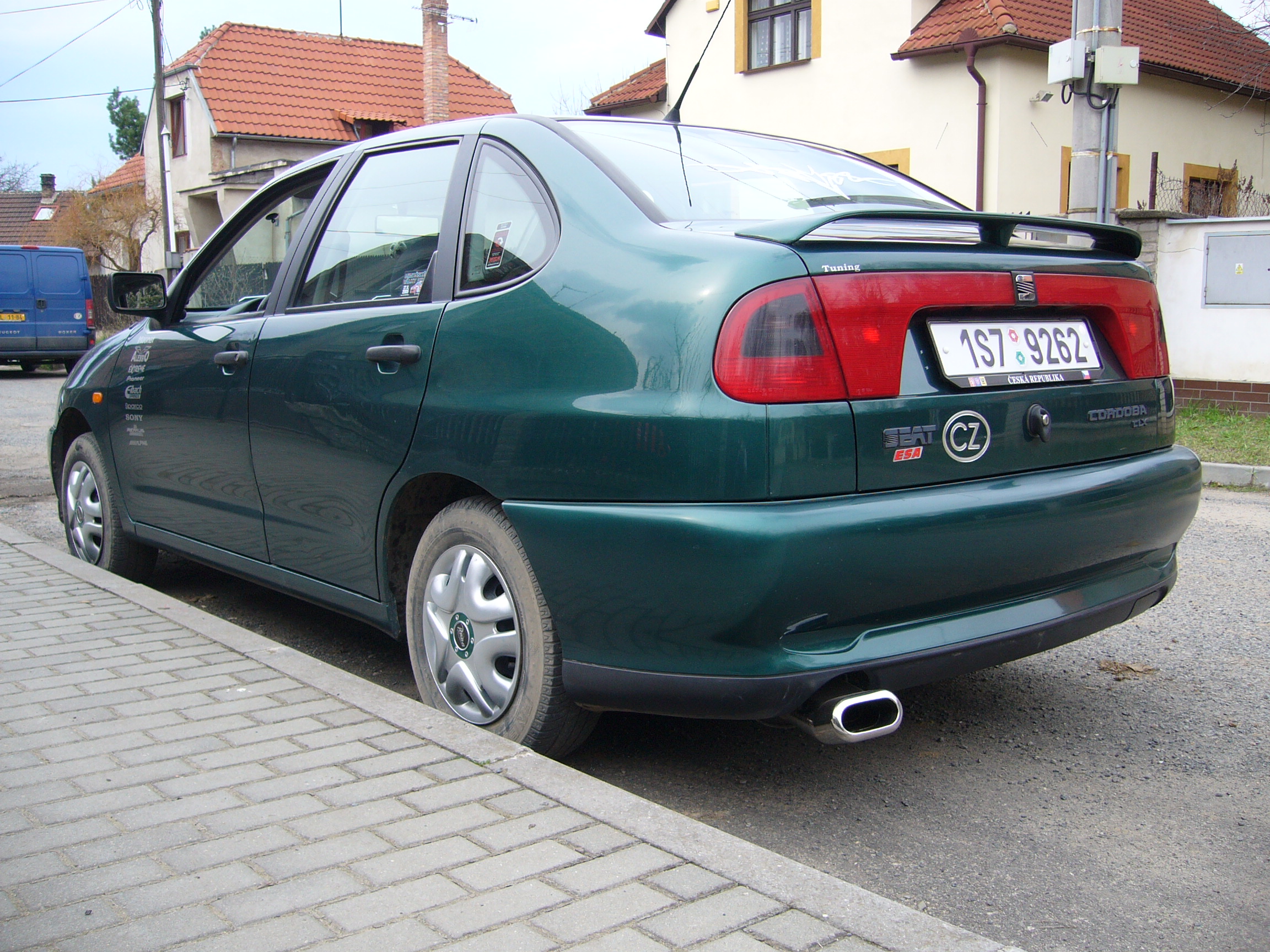 seat cordoba 004.jpg
